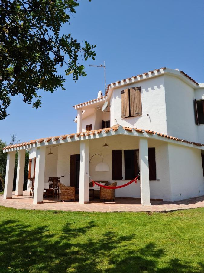 Casa Vacanze 'Sa Corbula' Porto Columbu - Perd'E Sali Buitenkant foto