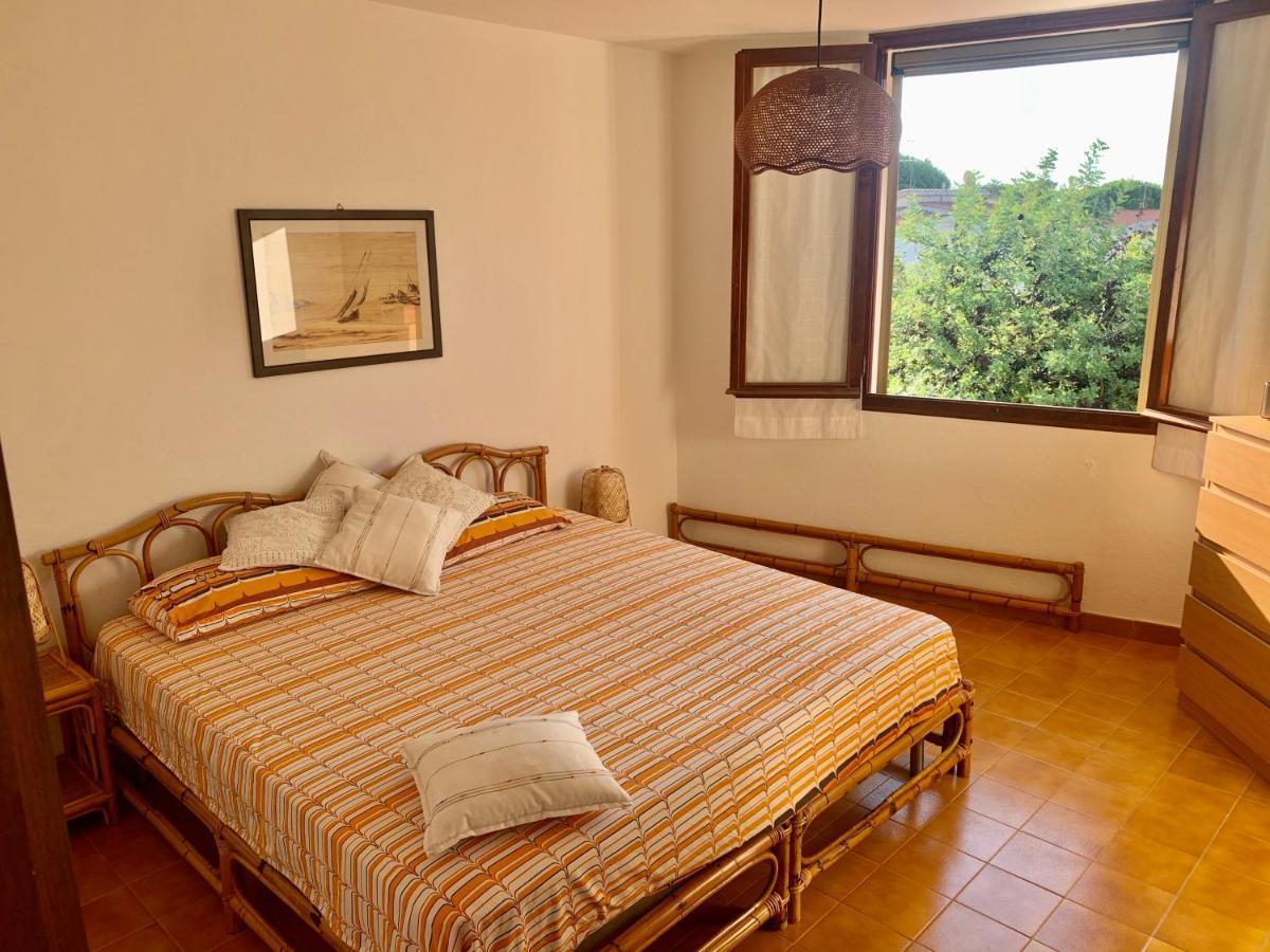 Casa Vacanze 'Sa Corbula' Porto Columbu - Perd'E Sali Buitenkant foto
