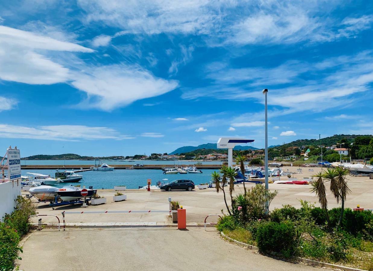 Casa Vacanze 'Sa Corbula' Porto Columbu - Perd'E Sali Buitenkant foto