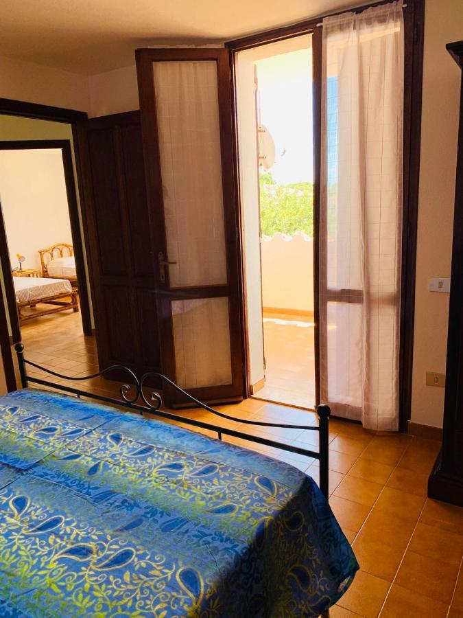 Casa Vacanze 'Sa Corbula' Porto Columbu - Perd'E Sali Buitenkant foto